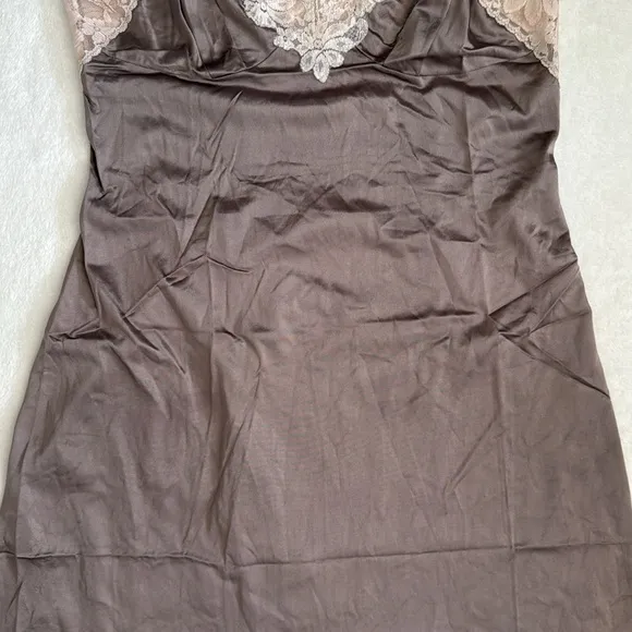 {VTG} Lorraine | Babydoll Floral Lace Trim Nylon Slip Dress Lingerie Mauve (34)