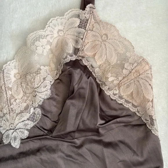 {VTG} Lorraine | Babydoll Floral Lace Trim Nylon Slip Dress Lingerie Mauve (34)