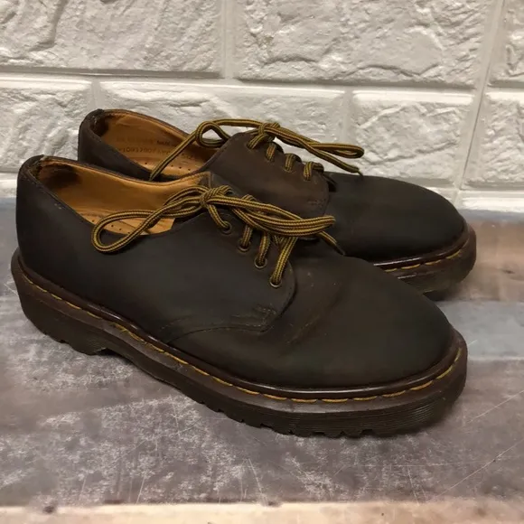 Vtg made in England Brown Leather Oxfords 4 Eye Doc Dr. Martens UK mens 5 women