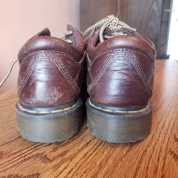 Vtg Y2K Dr. Martens distressed chunky lug sole brown leather Oxfords shoes 11.5