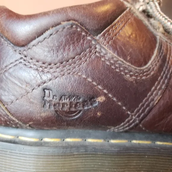 Vtg Y2K Dr. Martens distressed chunky lug sole brown leather Oxfords shoes 11.5