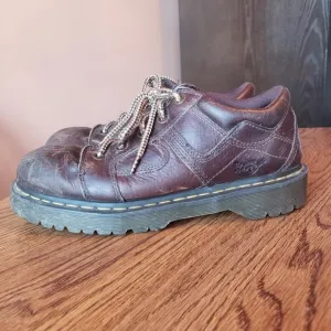 Vtg Y2K Dr. Martens distressed chunky lug sole brown leather Oxfords shoes 11.5