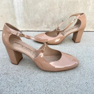 WALKING CRADLES patent leather heels dance pumps nude neutral strappy block tan
