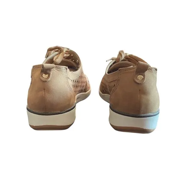Walking Cradles Women's Casual Sneakers-super soft and moisture-wicking, leather