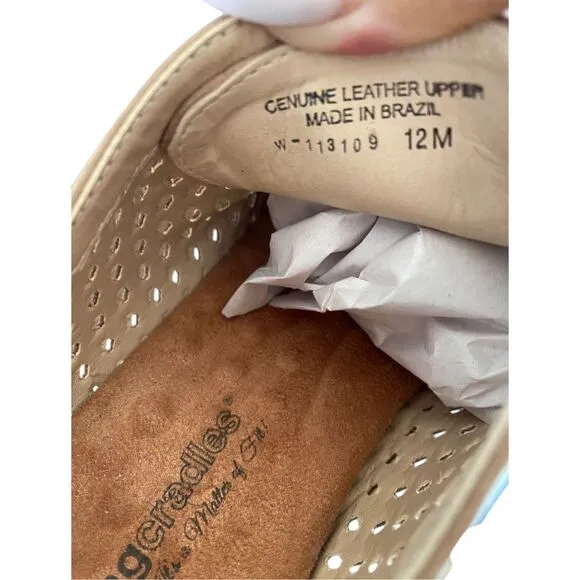 Walking Cradles Women's Casual Sneakers-super soft and moisture-wicking, leather
