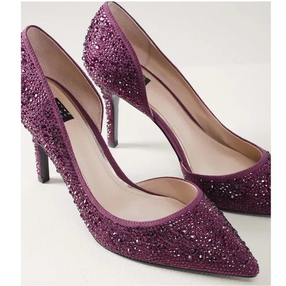 WHBM PLUM BEAD EMBELLISHED PUMPS