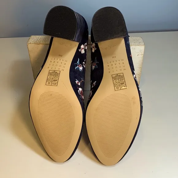White House Black Market Bethany Embroidered Block Heels NEW!