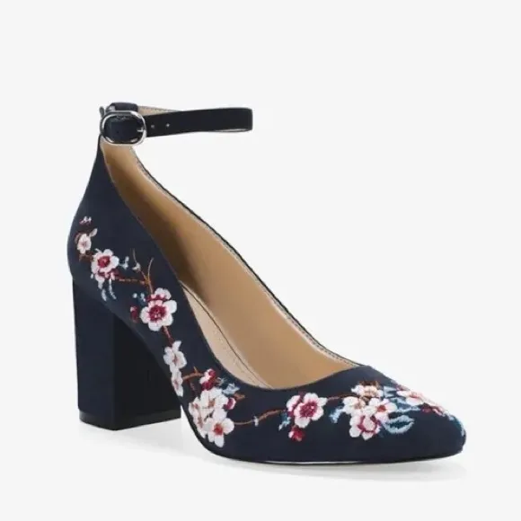 White House Black Market Bethany Embroidered Block Heels NEW!