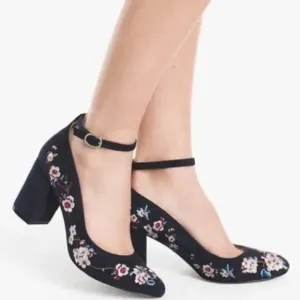 White House Black Market Bethany Embroidered Block Heels NEW!