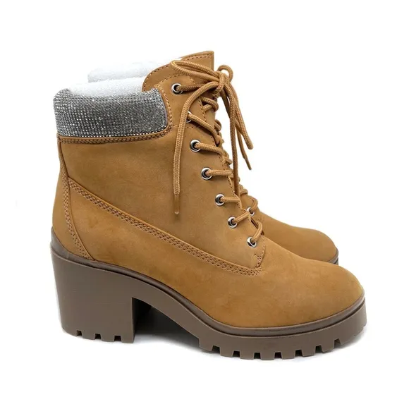 Wild Pair Bentli Lug Sole Bootie with Rhinestone Trim Tan Nubuck Size 9.5