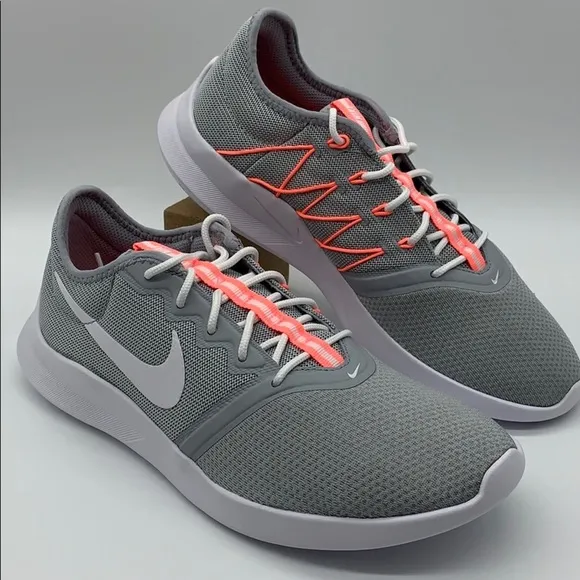 WMNS NIKE VTR wolf grey/white-lava glow