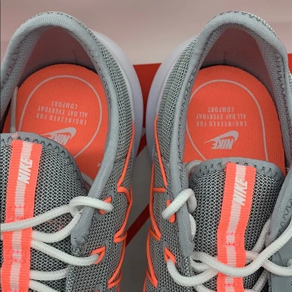 WMNS NIKE VTR wolf grey/white-lava glow