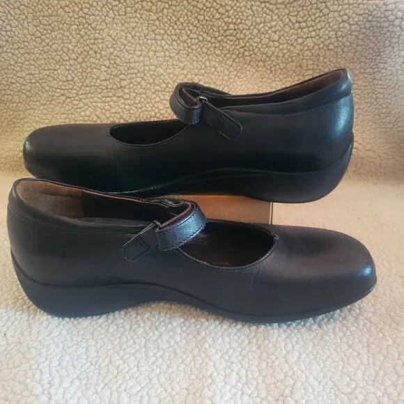 WOLKY Leather Black Mary Jane Shoes - Cushioned Insole Velcro Strap - Size 7.5