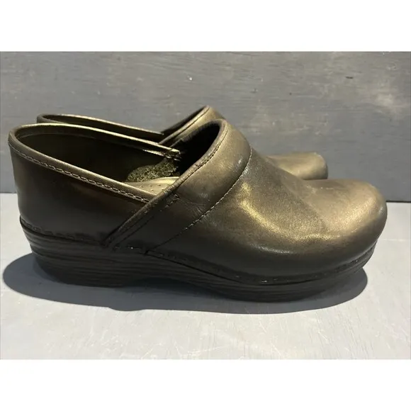 Womens Dansko Leather Black Pro Work Clogs Size 39 US 8.5-9