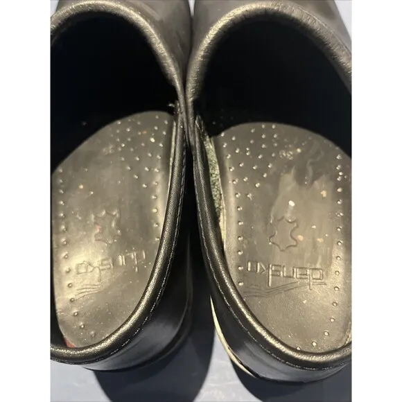 Womens Dansko Leather Black Pro Work Clogs Size 39 US 8.5-9