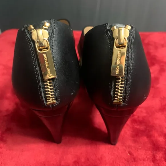 Women's Michael Kors Heels, Black, Size 7.5M