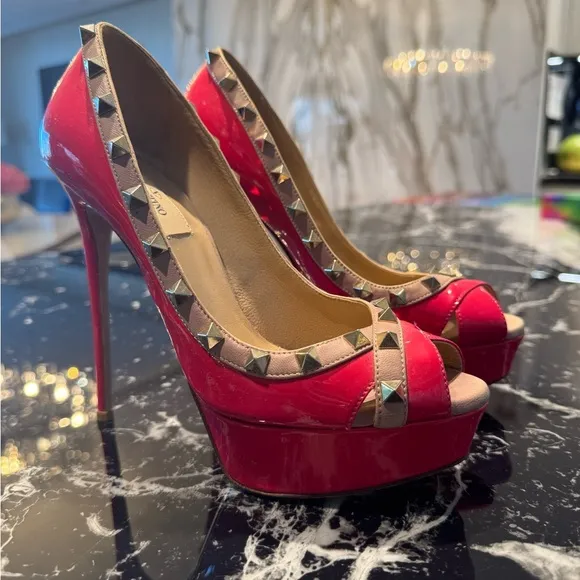 Women's pink Studded Peep-Toe Heels