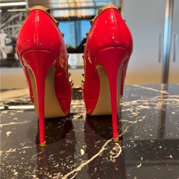 Women's pink Studded Peep-Toe Heels