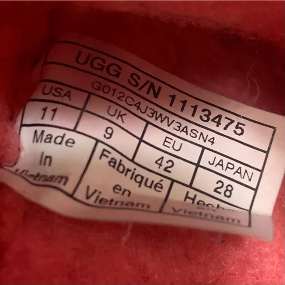 Women's UGG Slides, Coral/pink, Size 11