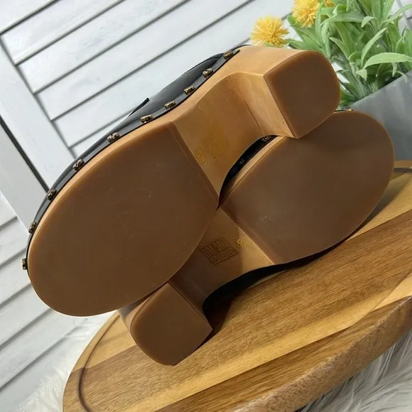 Wooden Platform Moc Toe Golden Bit Retro Clogs JEFFERY CAMPBELL Size 6.5 NWOB