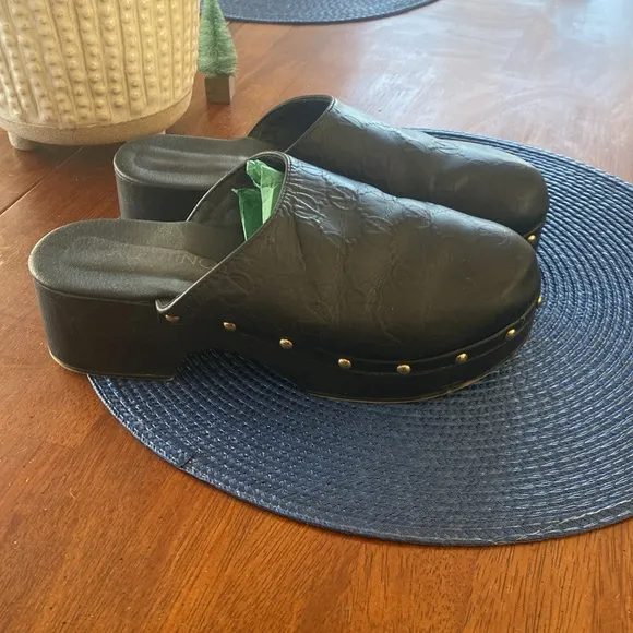Worn Twice- Valentino/Mario Valentino Embossed Black Leather Clogs-SZ 8
