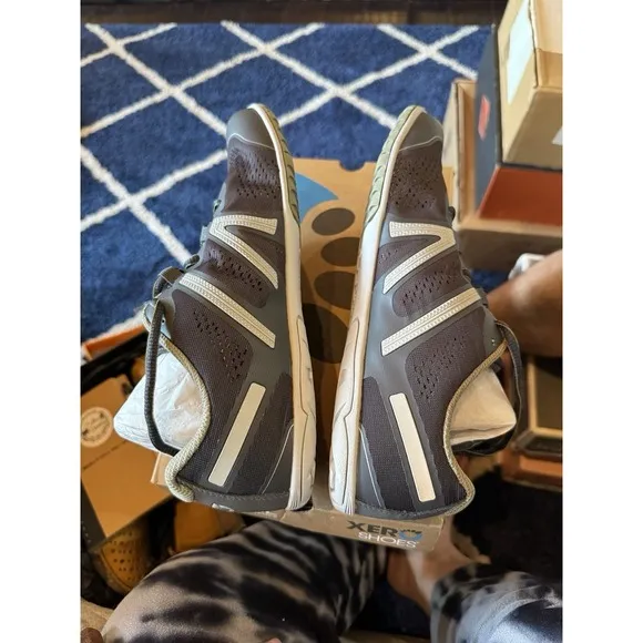Xero Shoes Barefoot Running Shoes Men's 9.5 Minimalist Zero Drop Wide Toe Box