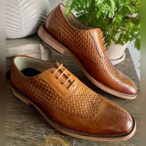 Zanzara Shoes, Mens 8, Brown Leather Wing tip Basket Weave Oxfords