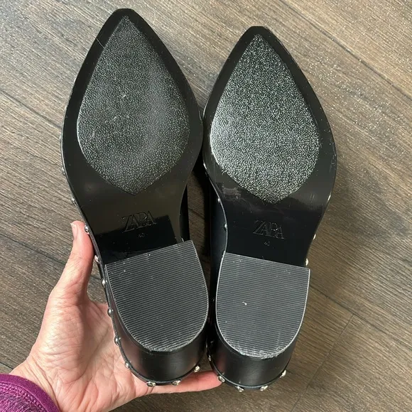 ZARA Black Studded Pointed Toe Leather Clogs, US 9 / EUR 40