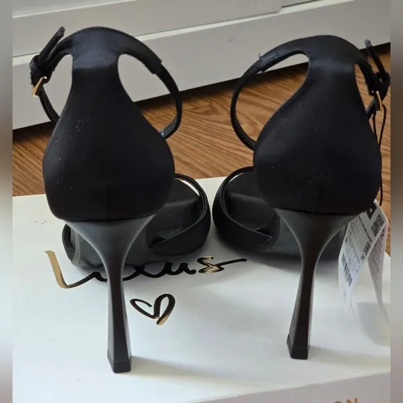 Zara Satin Open Toe Heels NEW 39/8