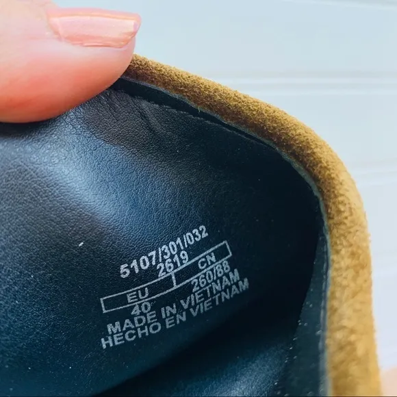 Zara Size 40 Olive Brown Suede Block Heel Bootie