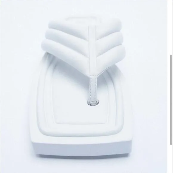 Zara White Leather Quilted Slides Shoes Size 8 US