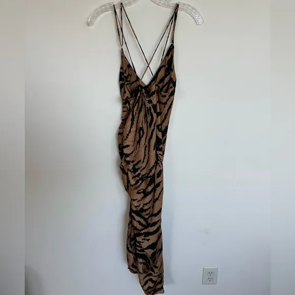 Zara Woman Printed Tiger Satin Like Midi Dress Size Small