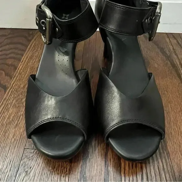 Ziera Black Soft Leather Buckle Open Toe Heels Pumps Women’s Size EU 39 US 8.5